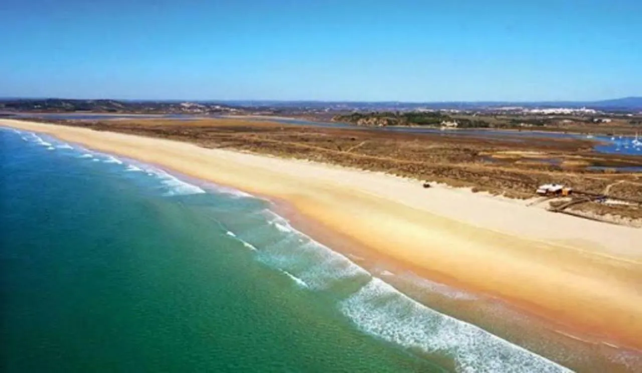 Studio At The Beach Alvor Apartment